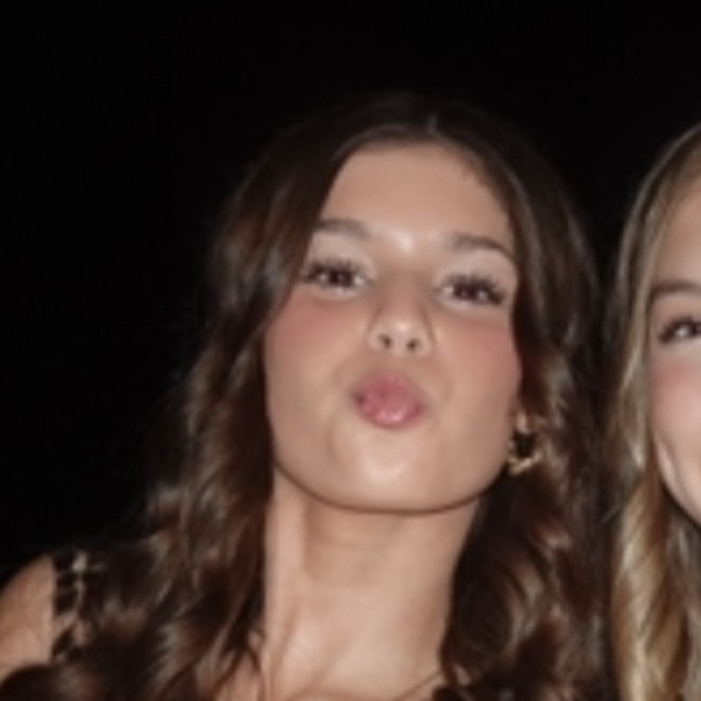 Meet your Posher, Layla